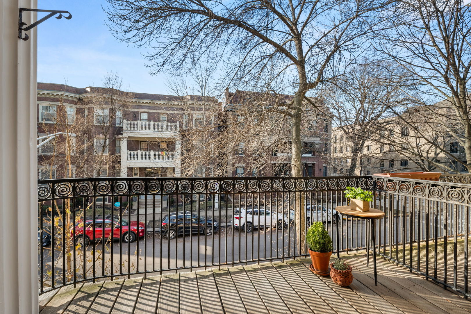 5707 S Blackstone Avenue Unit: 2
