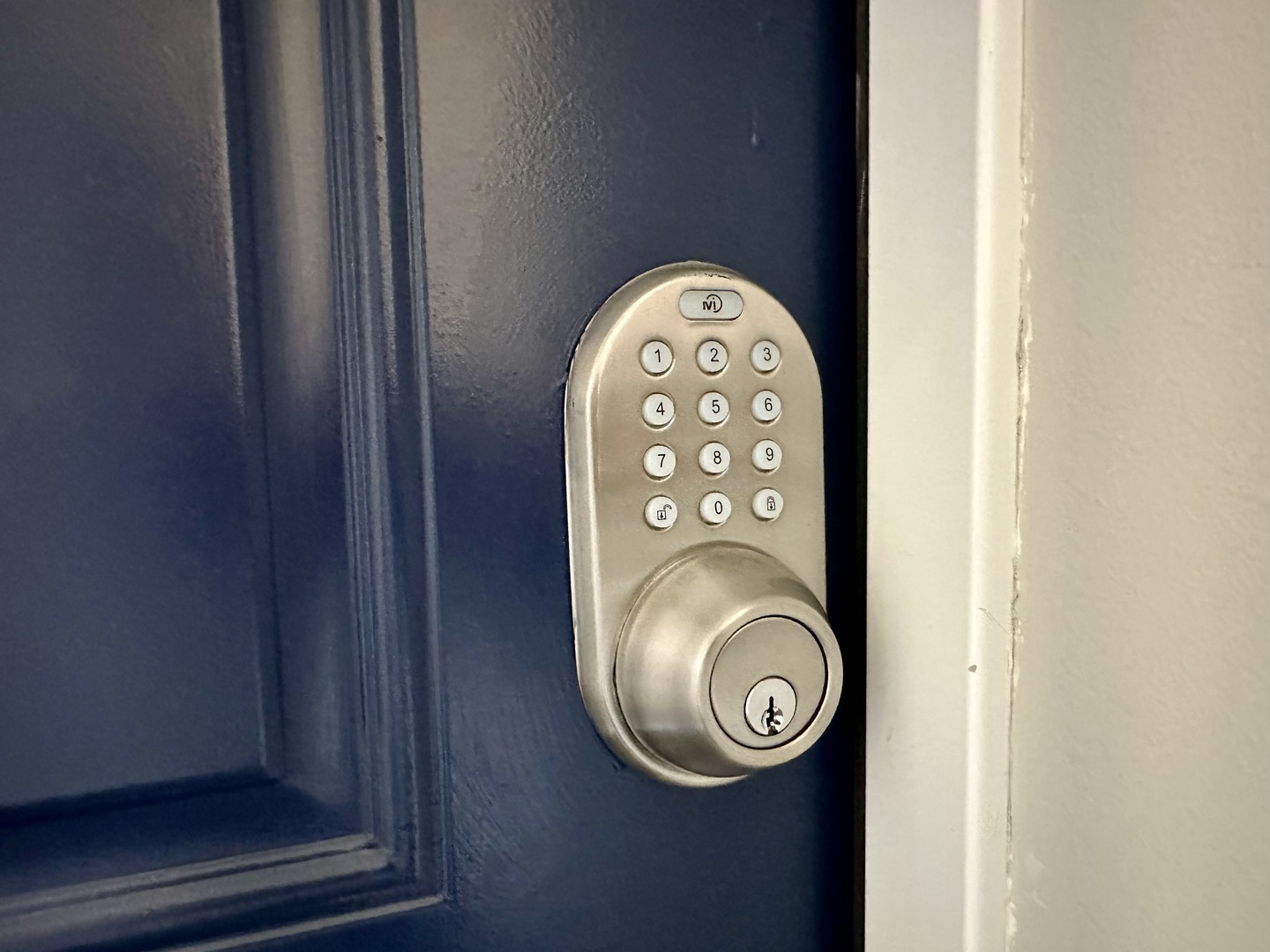 6540 N Glenwood Avenue Unit: 302