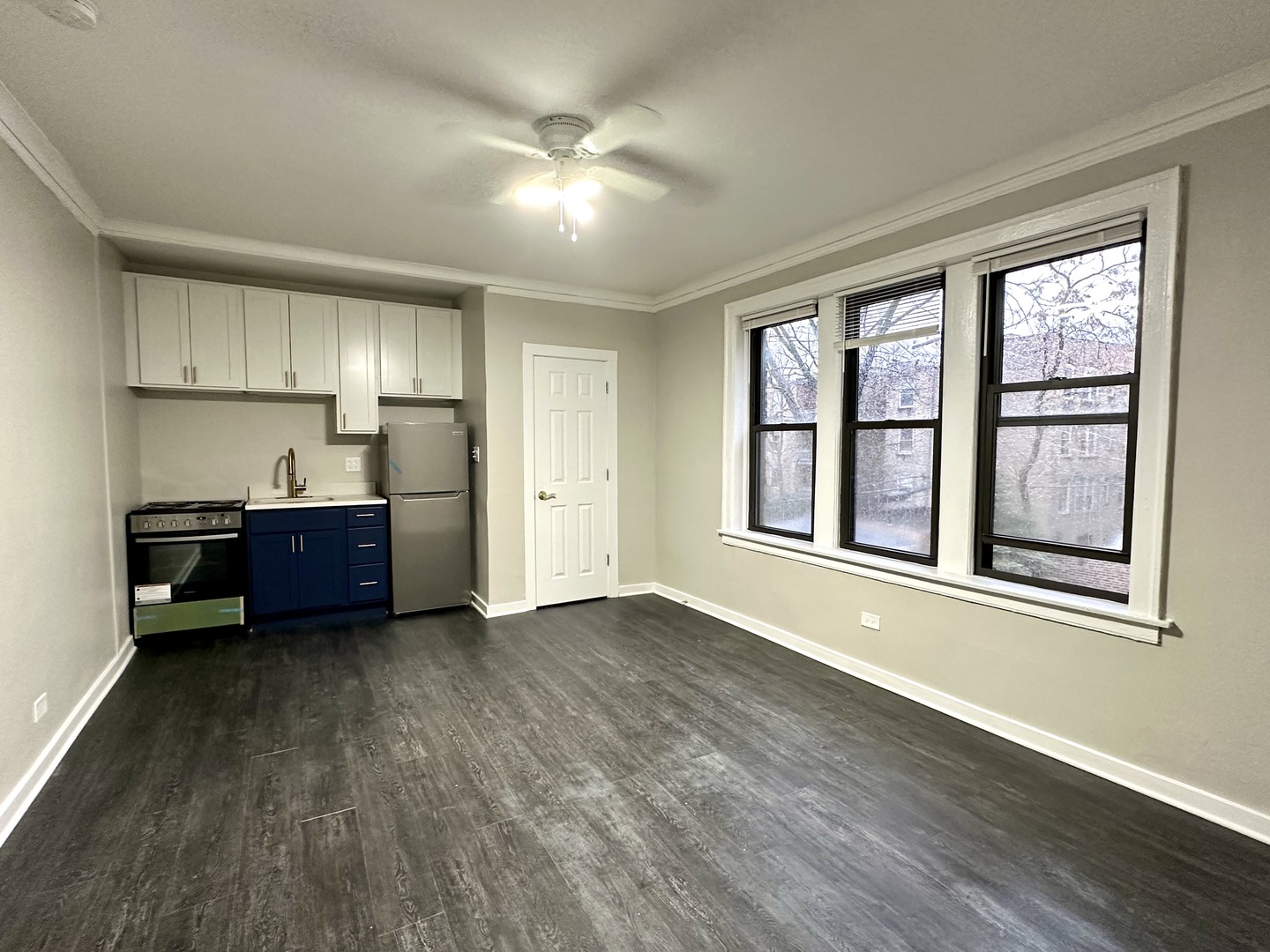 6540 N Glenwood Avenue Unit: 302