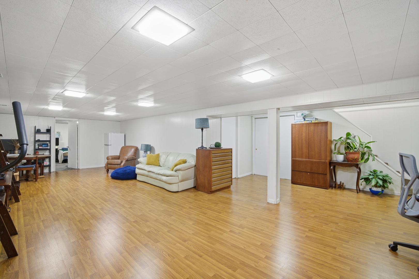 7531 N Karlov Avenue