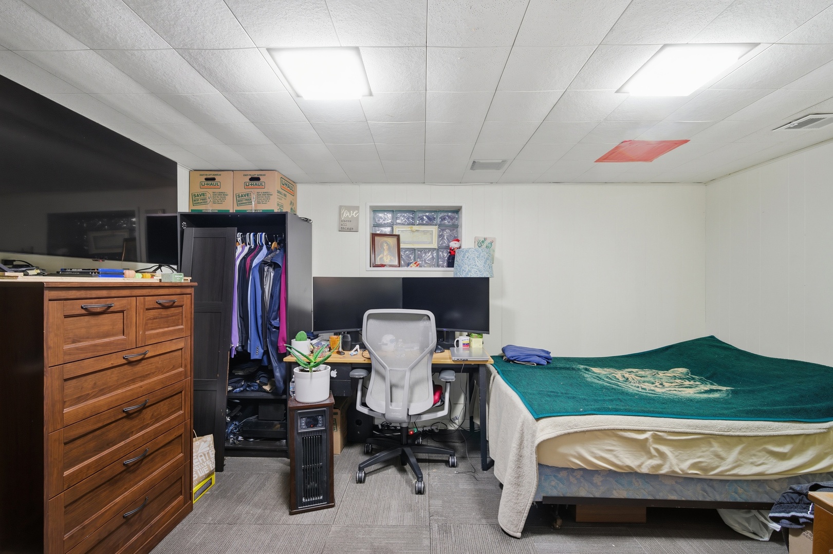 7531 N Karlov Avenue