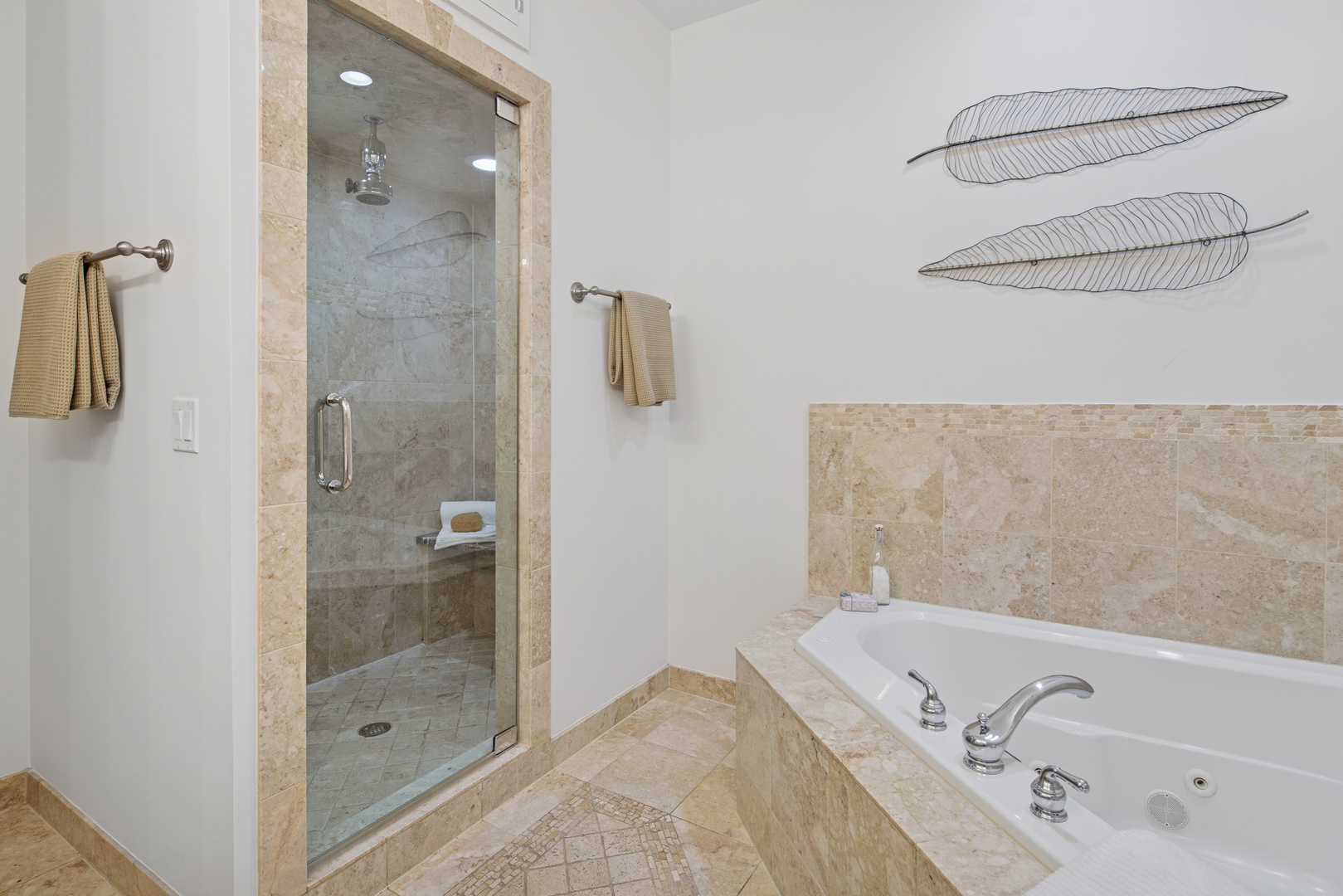 1890 N MILWAUKEE Avenue Unit: 3D