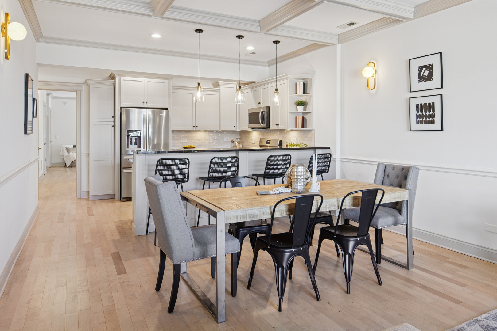 1890 N MILWAUKEE Avenue Unit: 3D