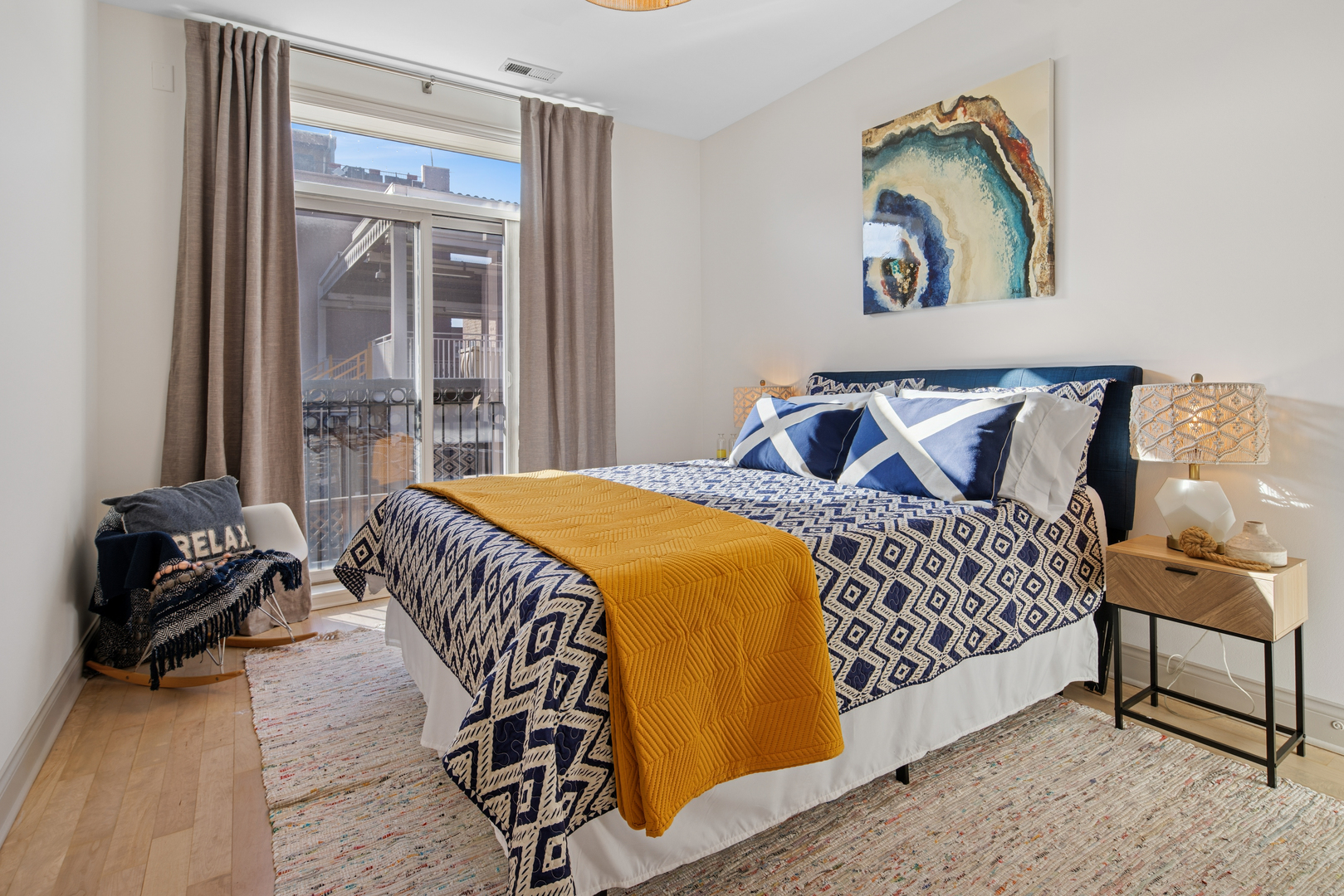 1890 N MILWAUKEE Avenue Unit: 3D