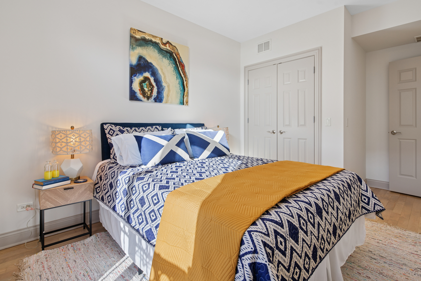 1890 N MILWAUKEE Avenue Unit: 3D