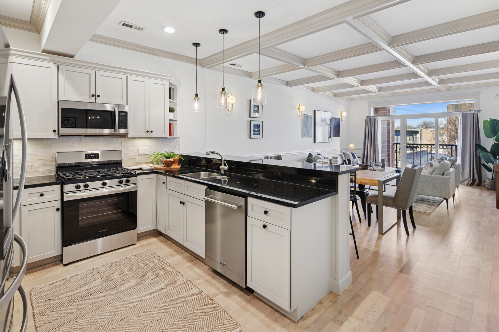 1890 N MILWAUKEE Avenue Unit: 3D