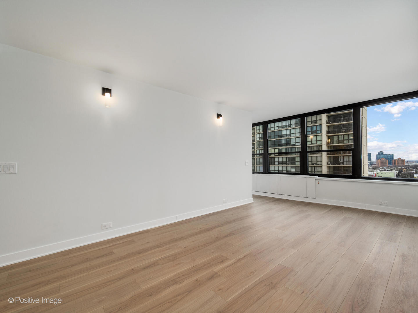 1560 N Sandburg Terrace Unit: 1609J