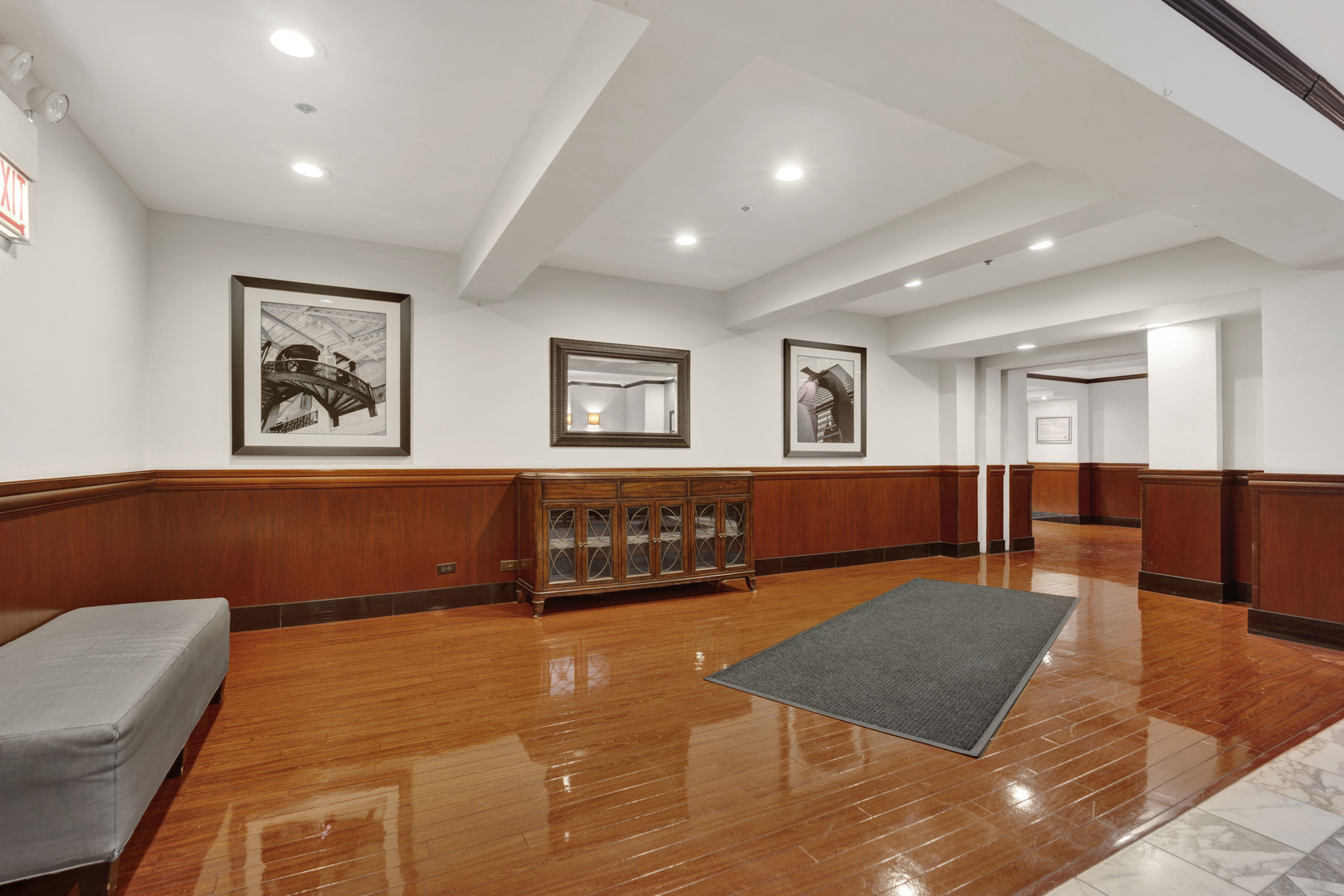 40 E 9th Street Unit: 609