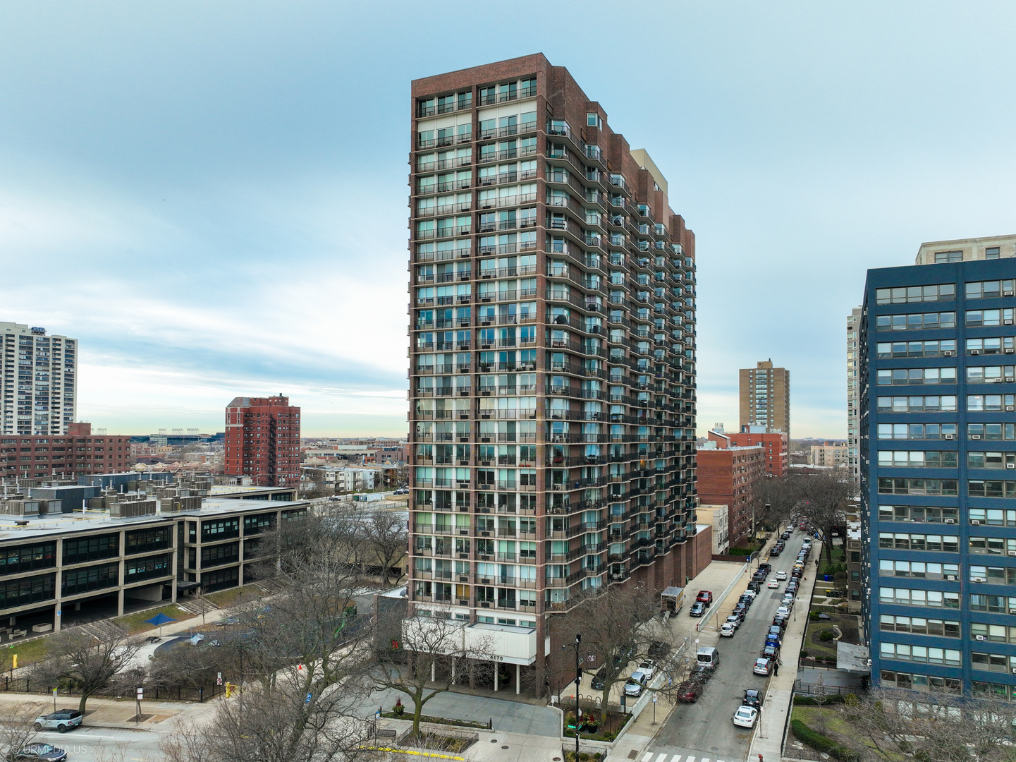 4170 N MARINE Drive Unit: 10D