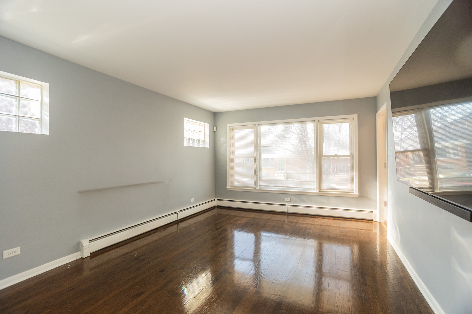 4509 S Komensky Avenue