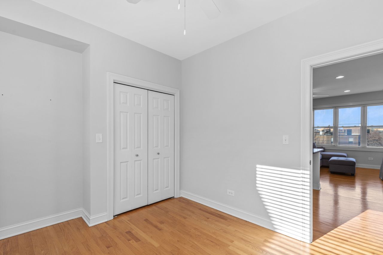 4962 N Spaulding Avenue Unit: 3