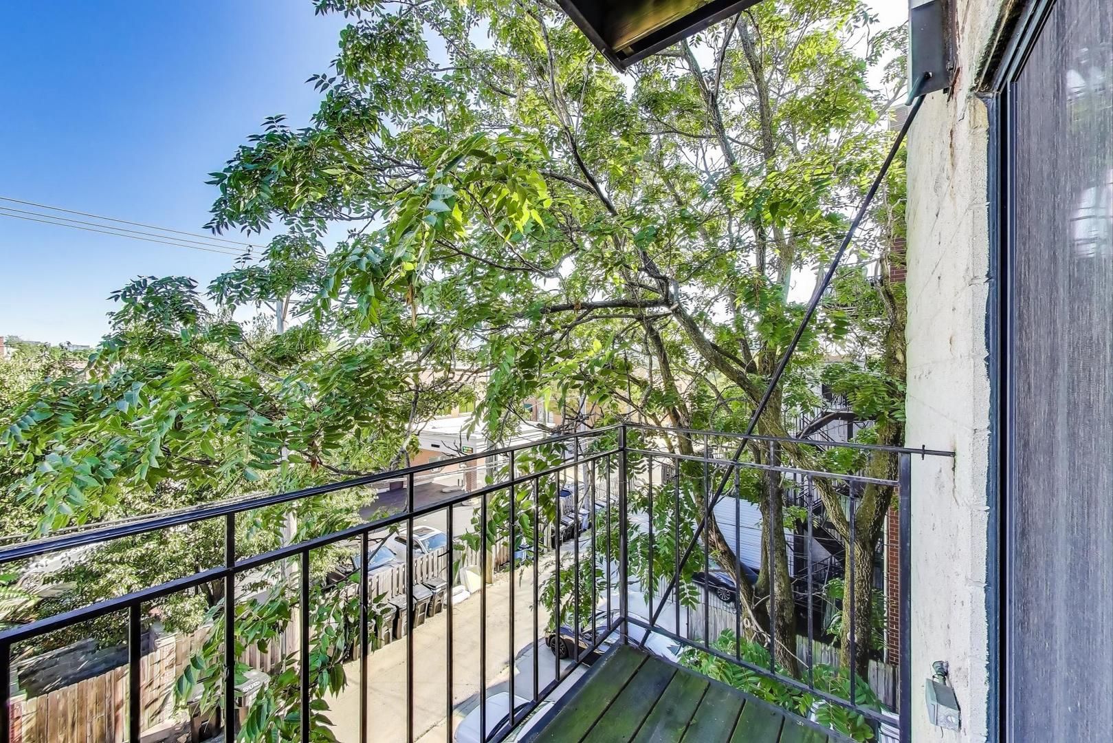 1308 W Fillmore Street Unit: 3