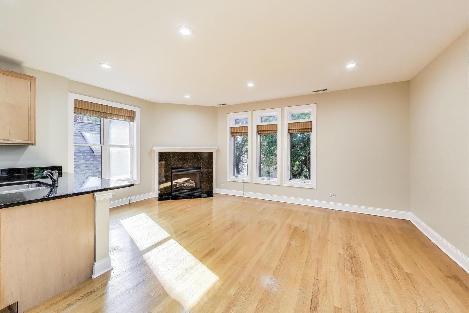 1308 W Fillmore Street Unit: 3