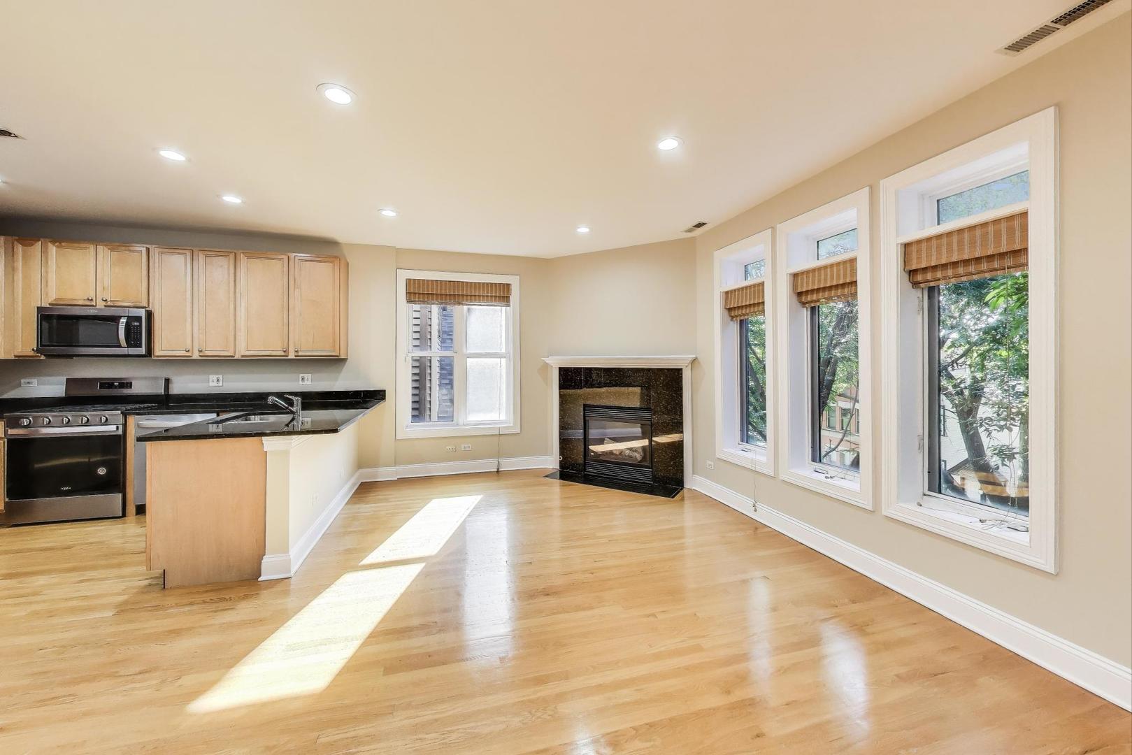 1308 W Fillmore Street Unit: 3