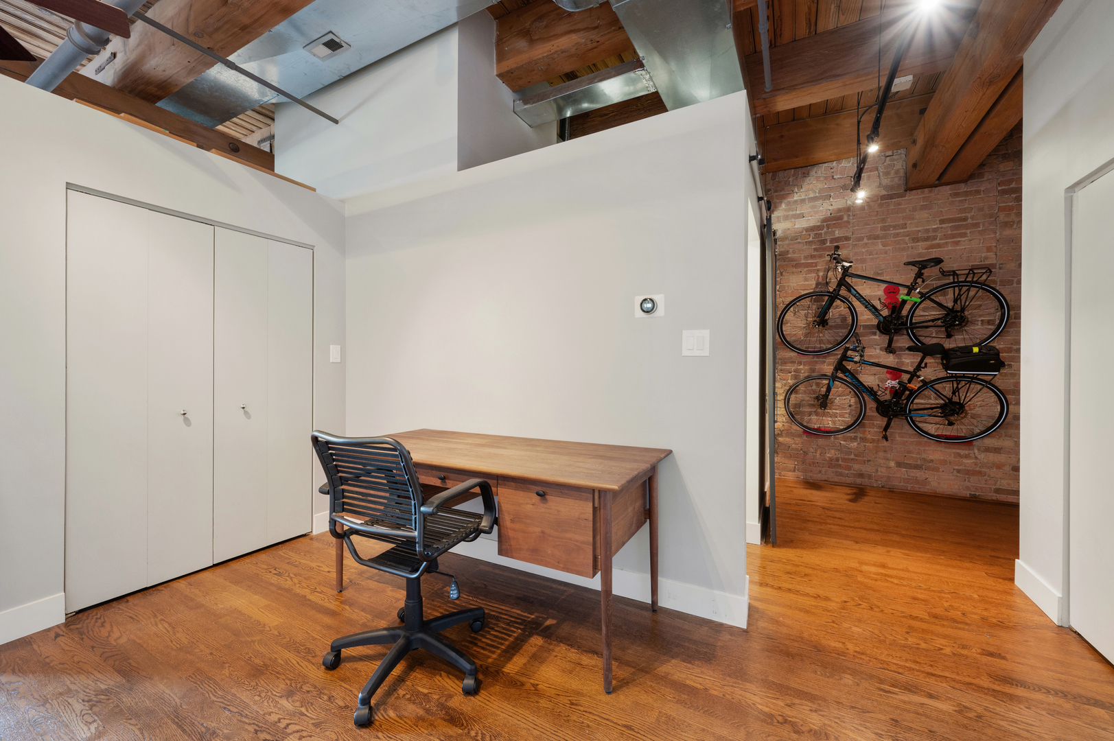 400 S Green Street Unit: 406