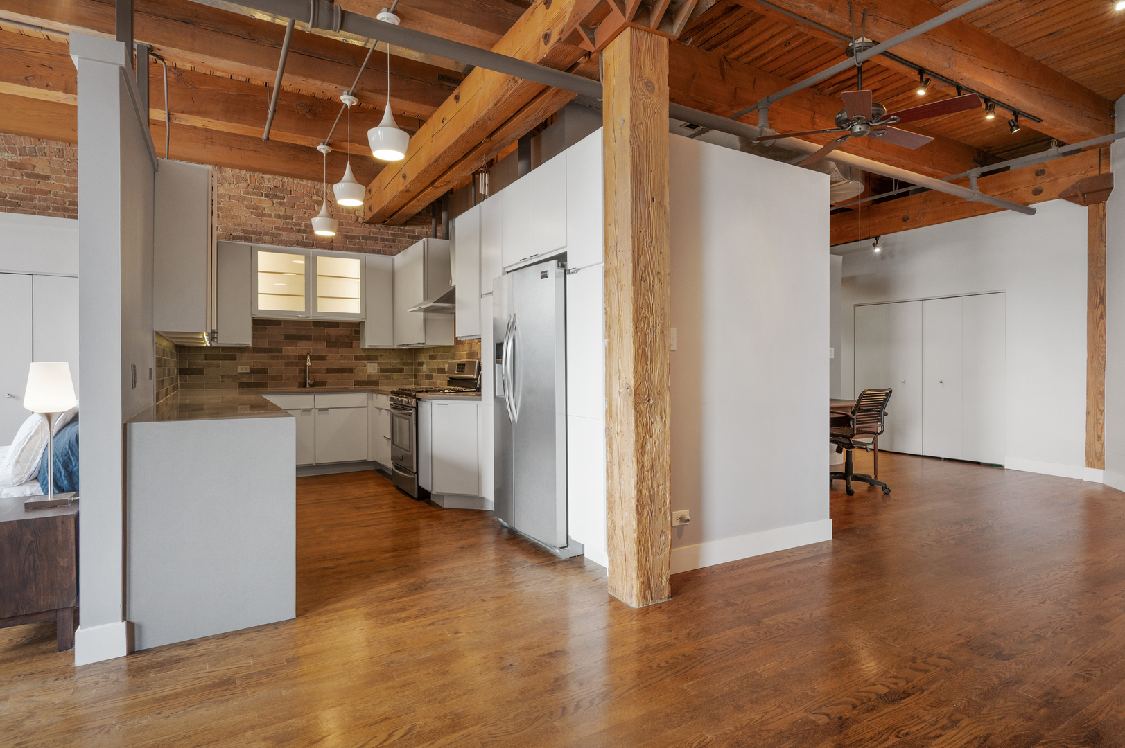 400 S Green Street Unit: 406