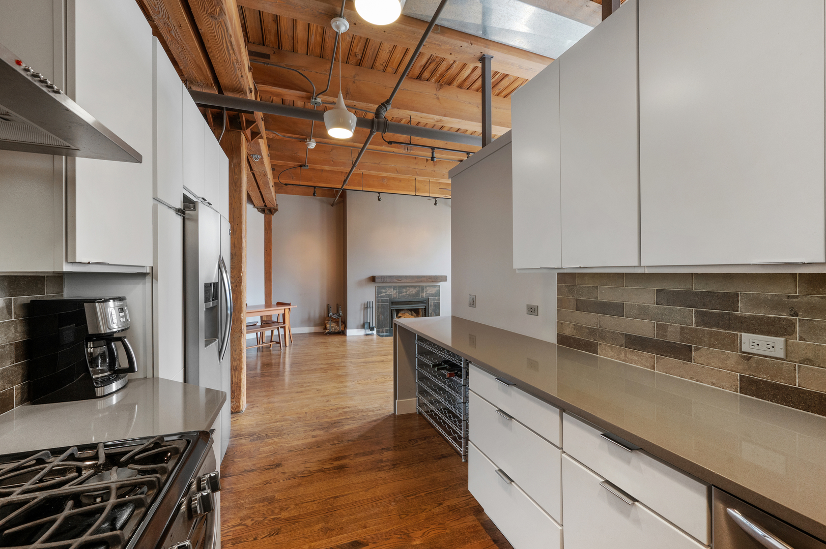 400 S Green Street Unit: 406