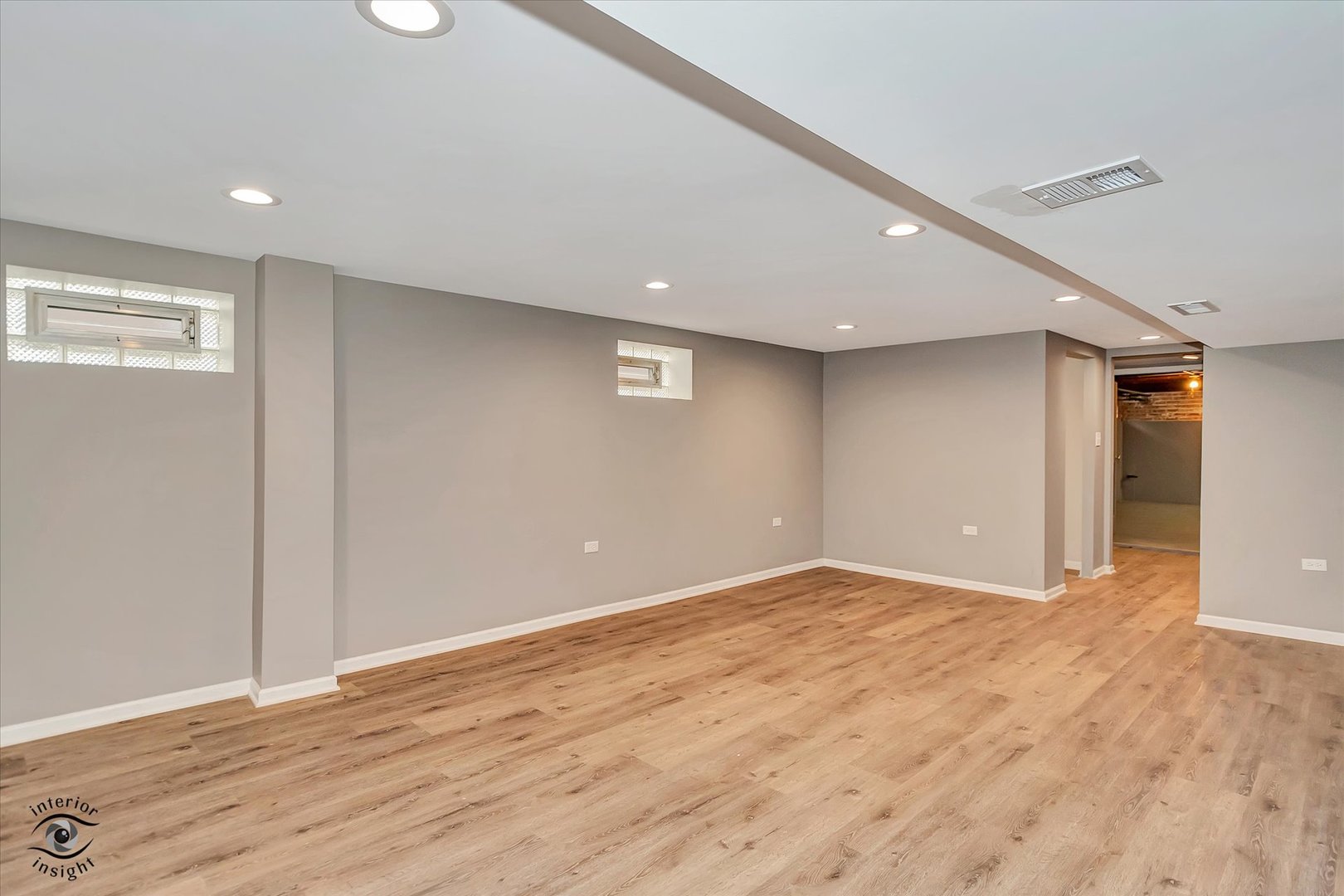 11404 S Millard Avenue