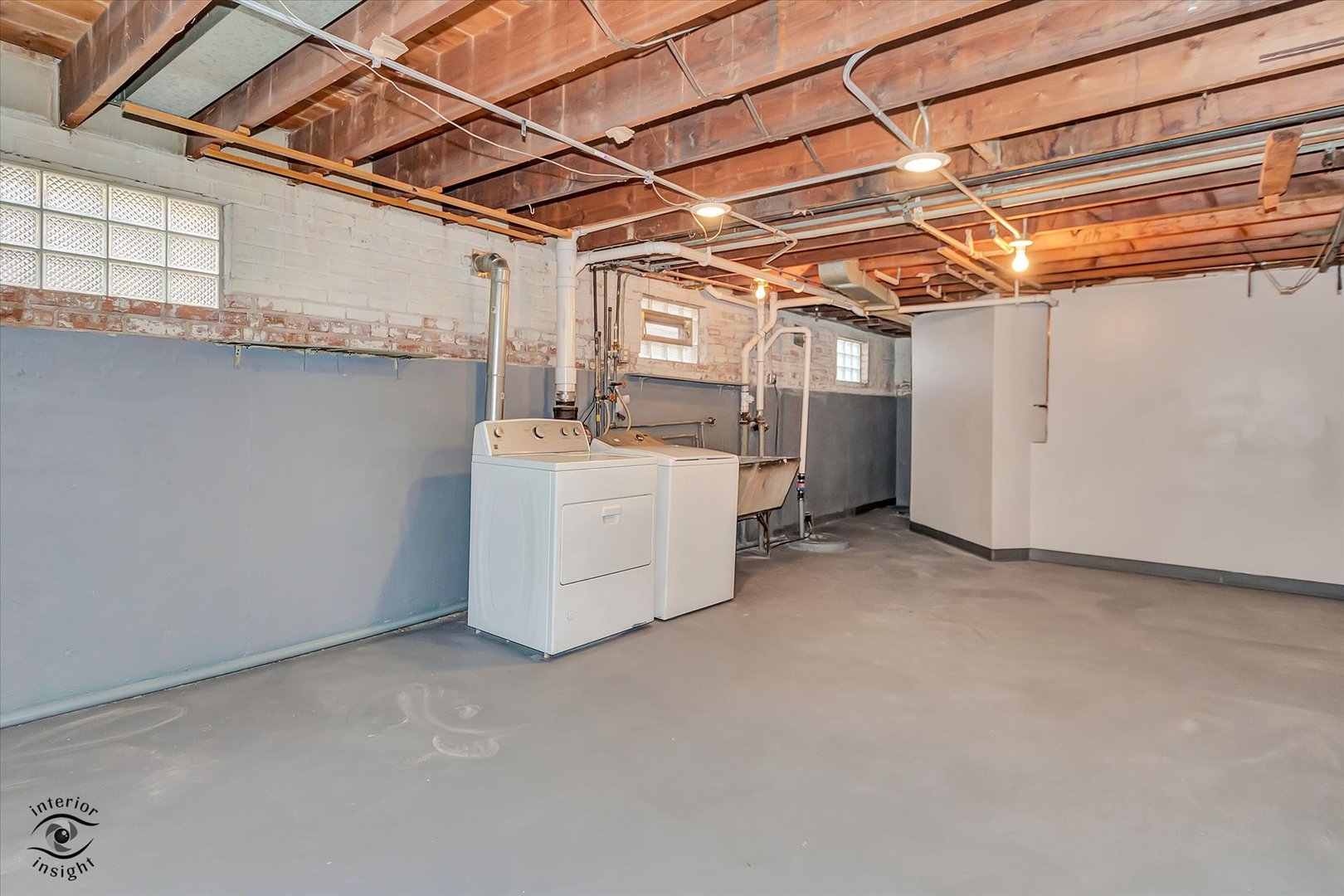 11404 S Millard Avenue