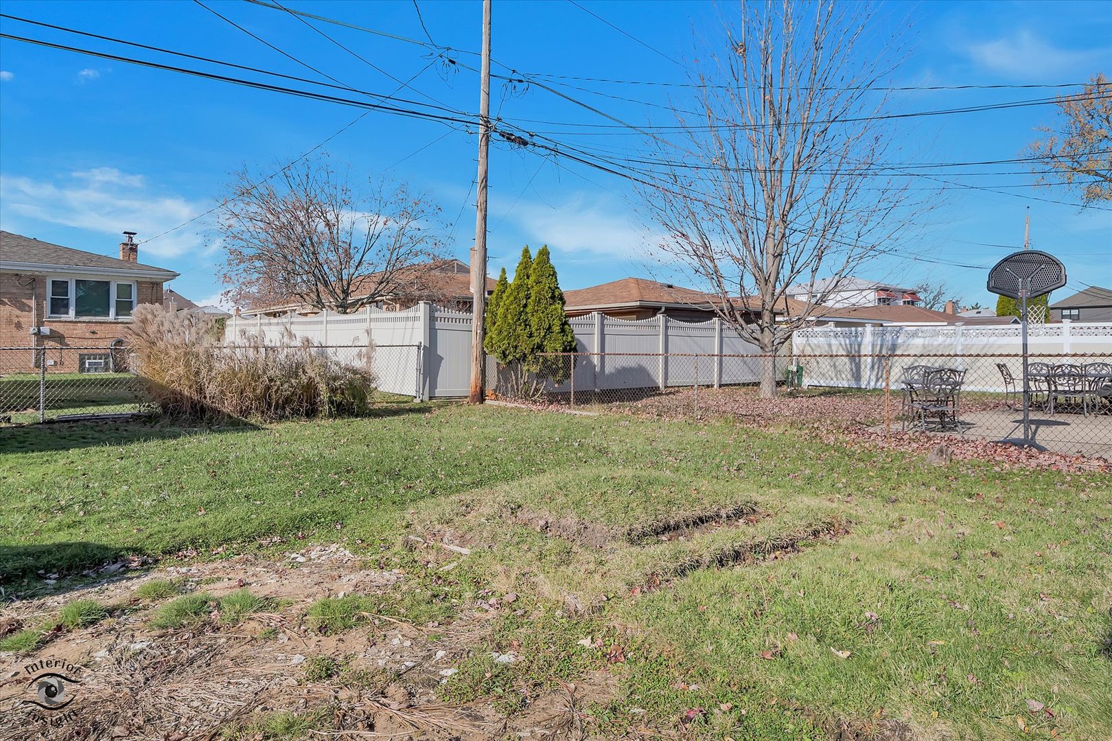 11404 S Millard Avenue