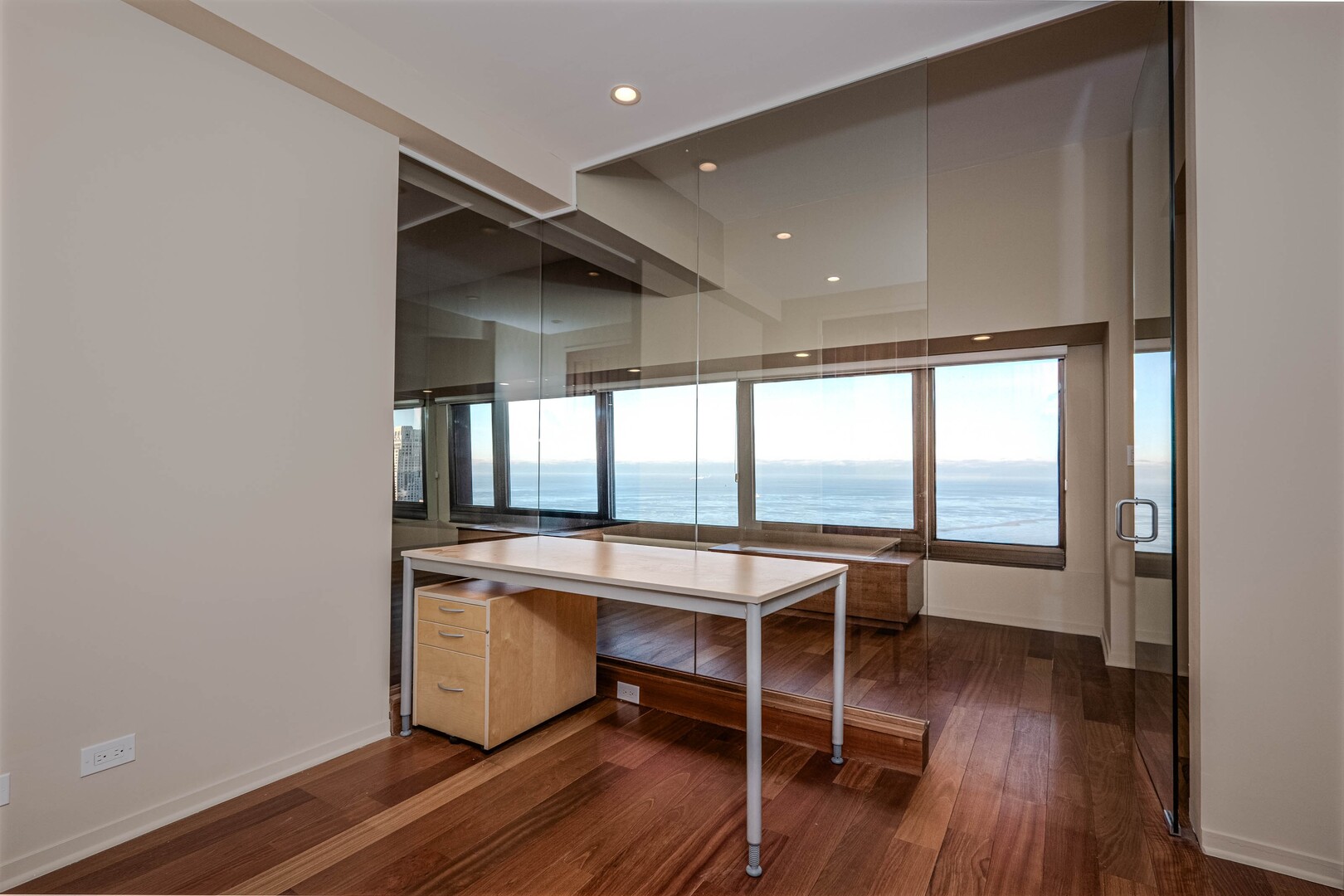 175 E Delaware Place Unit: 5511