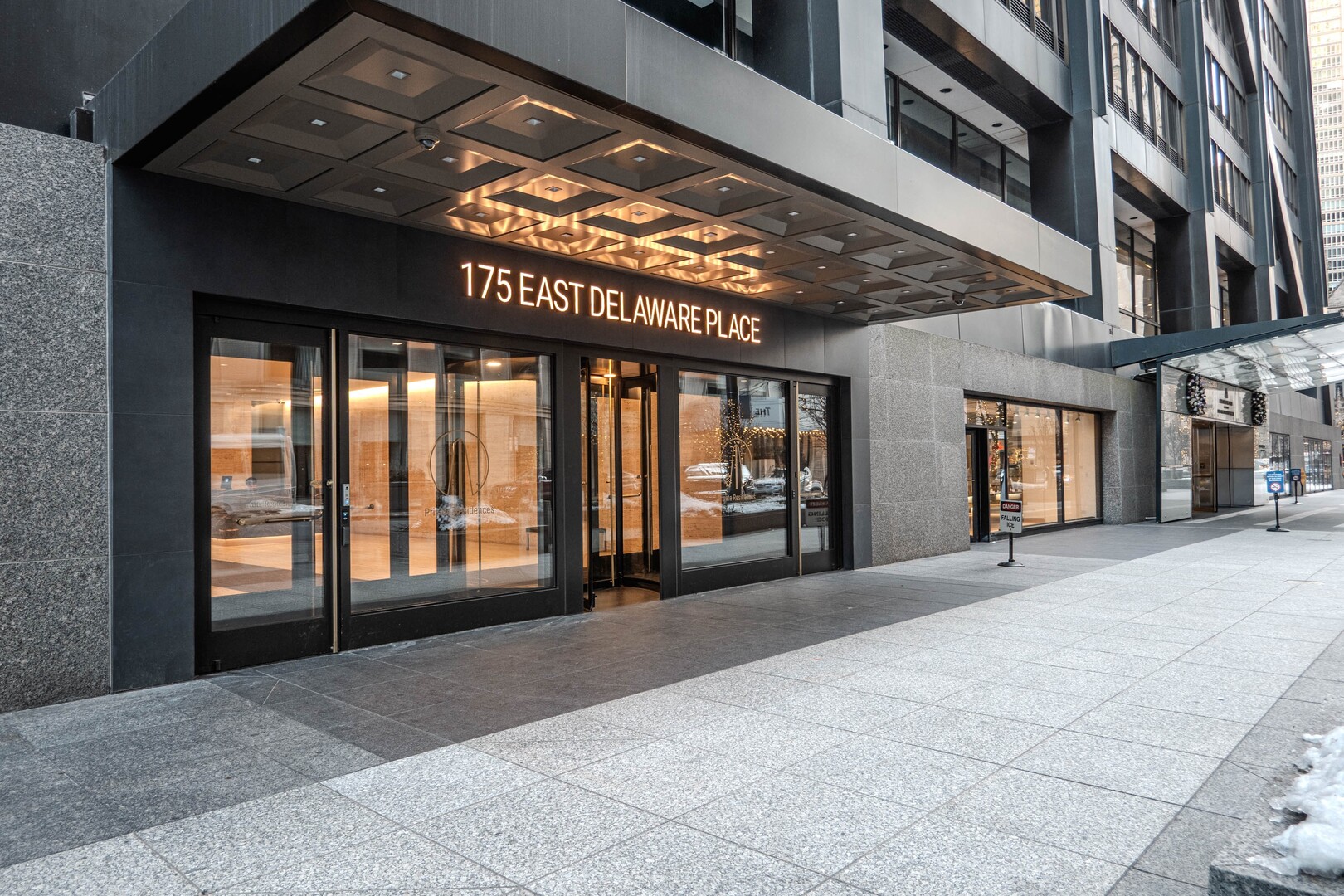 175 E Delaware Place Unit: 5511