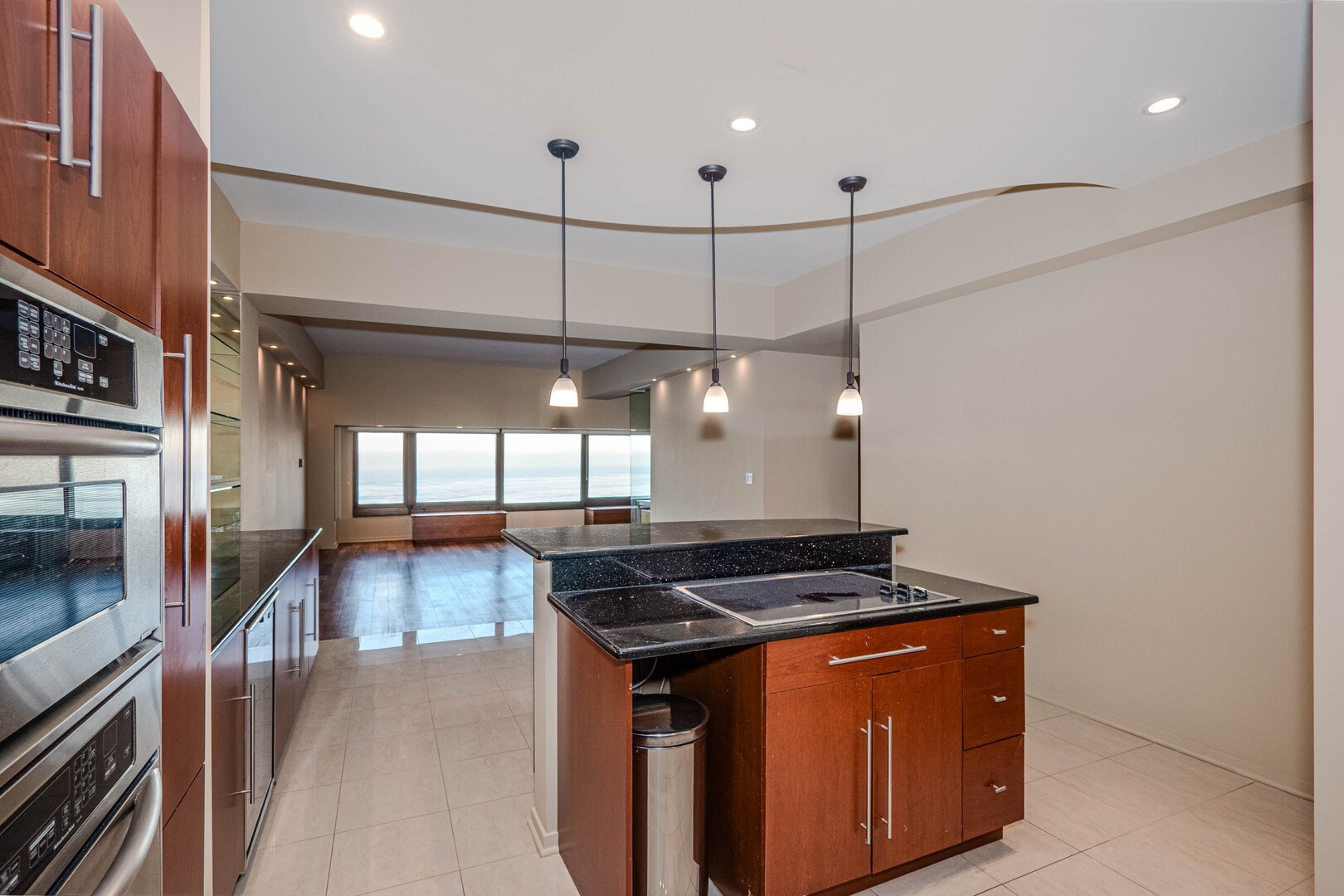 175 E Delaware Place Unit: 5511