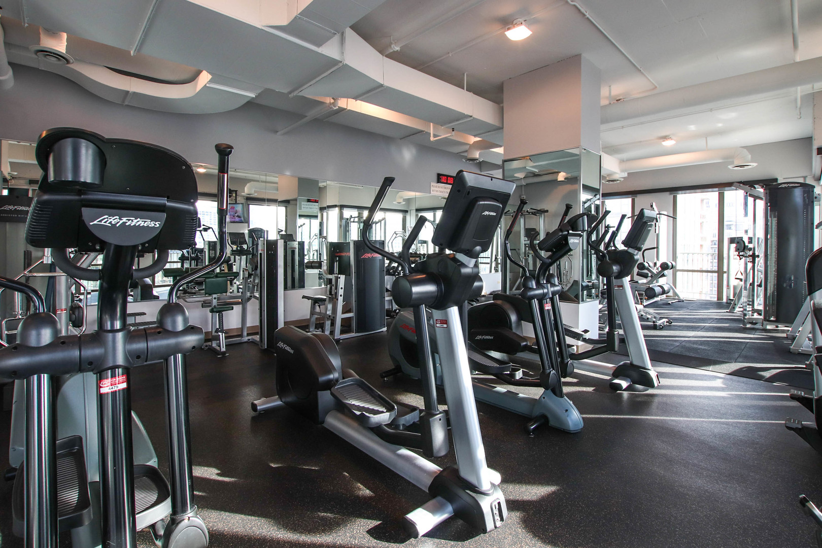 2 E ERIE Street Unit: 2101