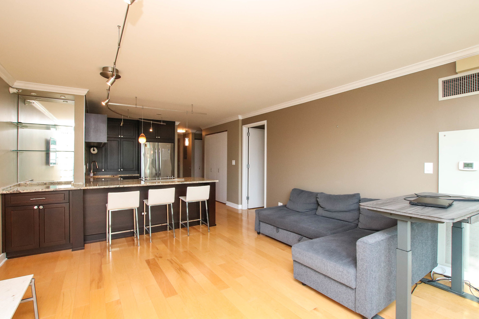 2 E ERIE Street Unit: 2101