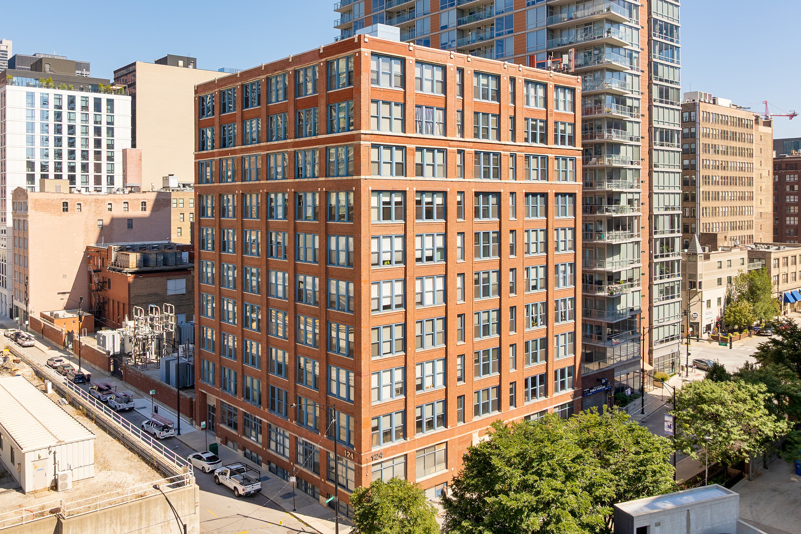 124 W Polk Street Unit: 905