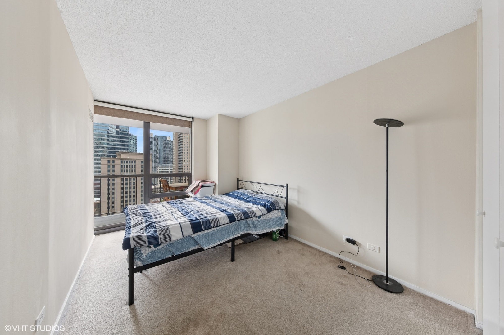 10 E Ontario Street Unit: 2304
