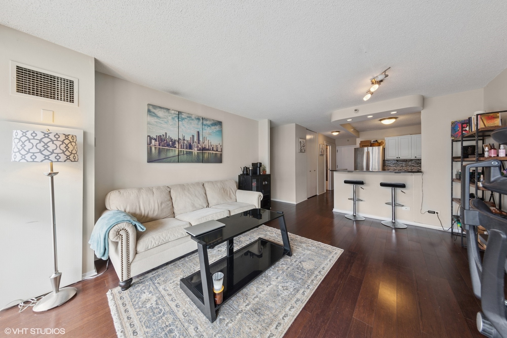 10 E Ontario Street Unit: 2304