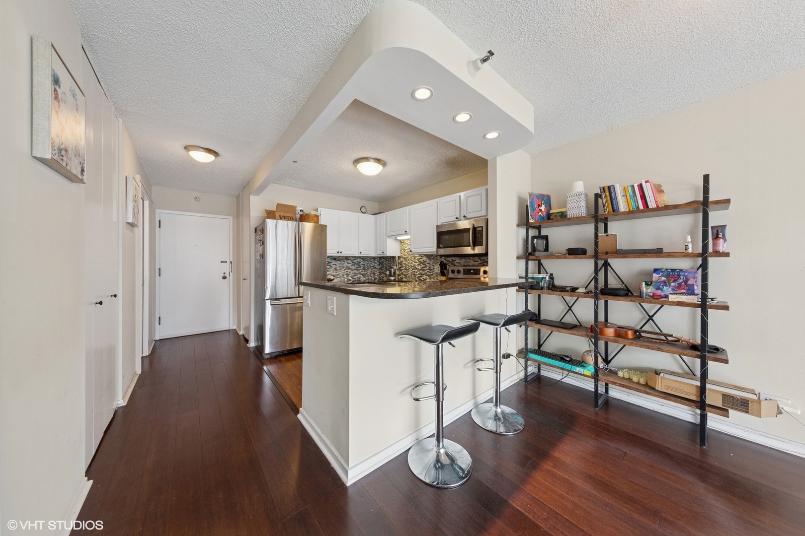 10 E Ontario Street Unit: 2304