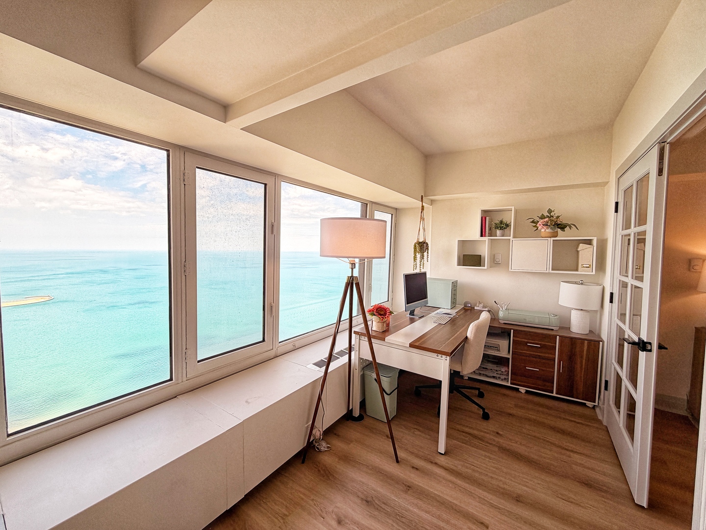 175 E Delaware Place Unit: 5808