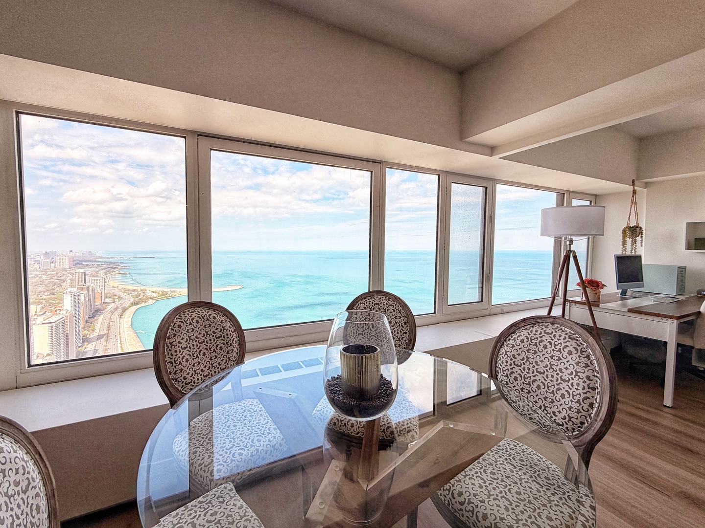 175 E Delaware Place Unit: 5808