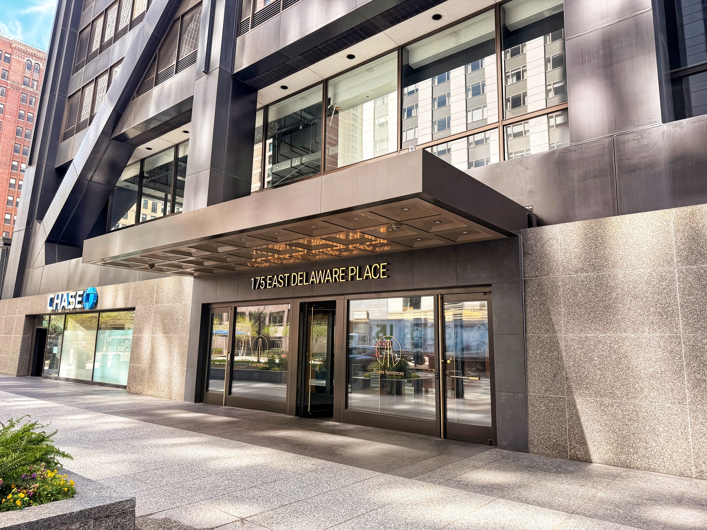 175 E Delaware Place Unit: 5808