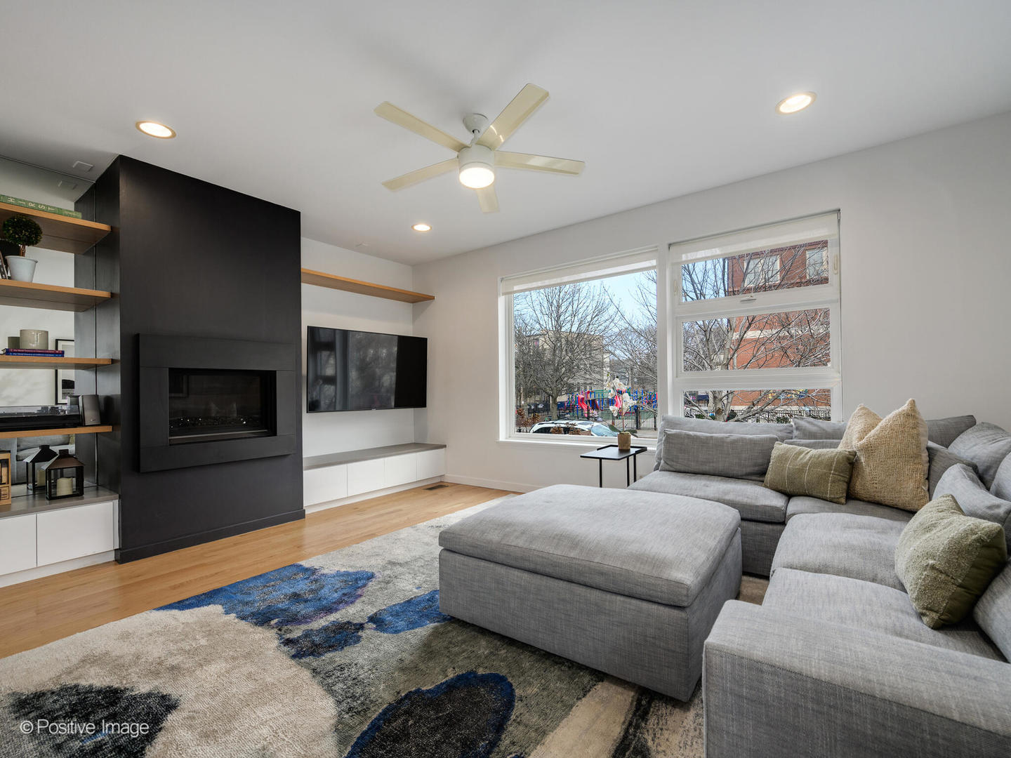 3129 W Belden Avenue