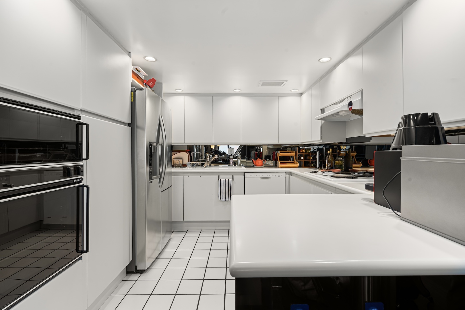 175 E Delaware Place Unit: 6706