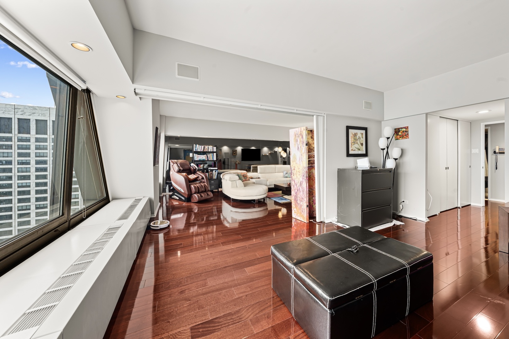 175 E Delaware Place Unit: 6706