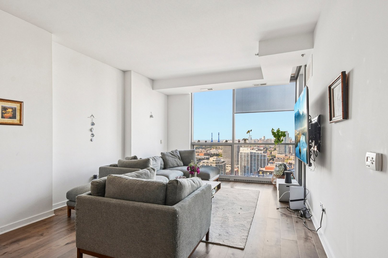 303 W Ohio Street Unit: 3309