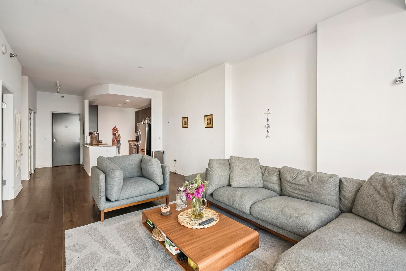 303 W Ohio Street Unit: 3309