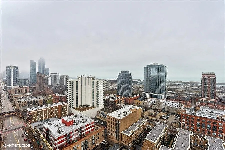 1720 S Michigan Avenue Unit: 2305