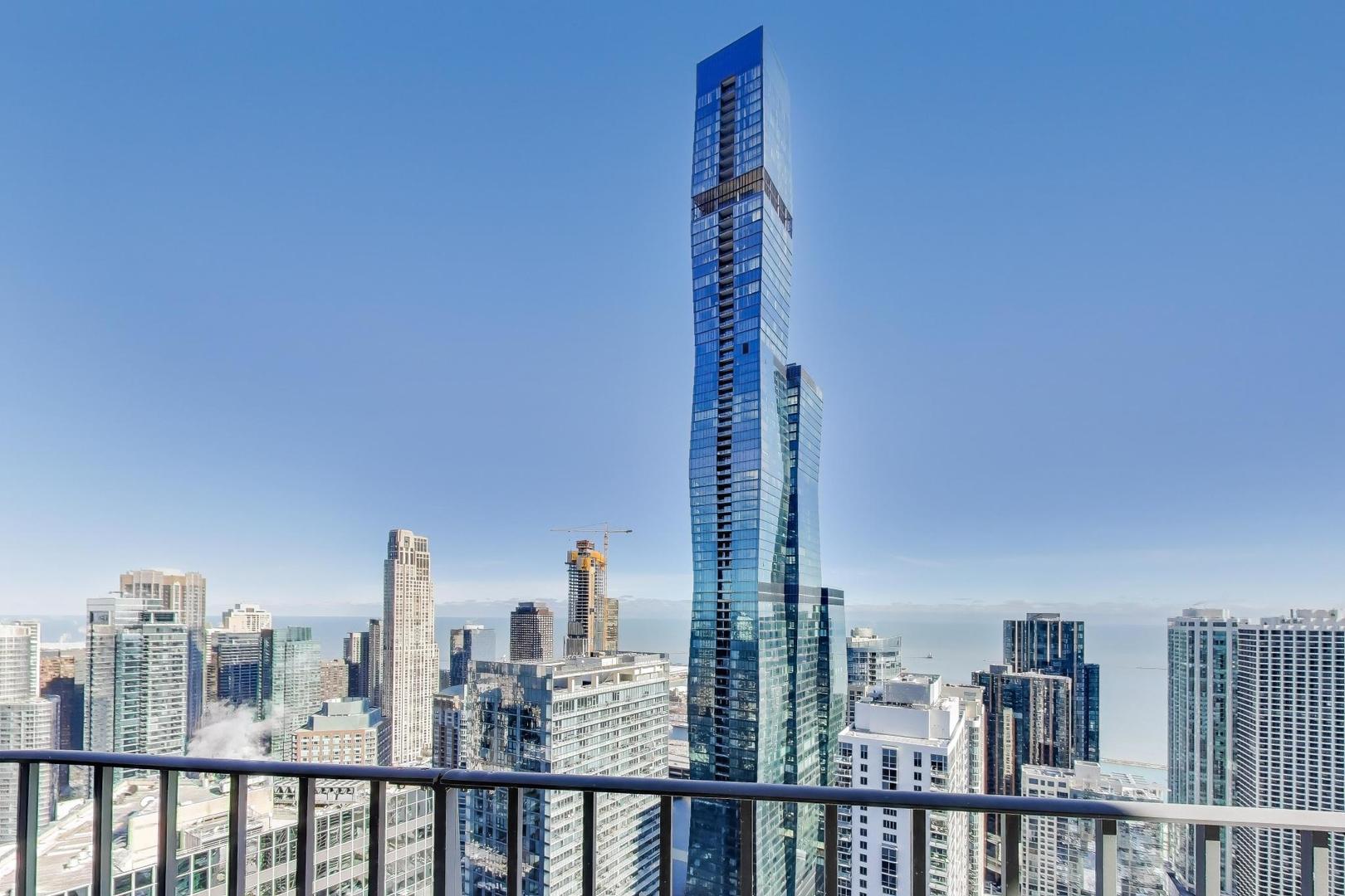 225 N Columbus Drive Unit: 5310