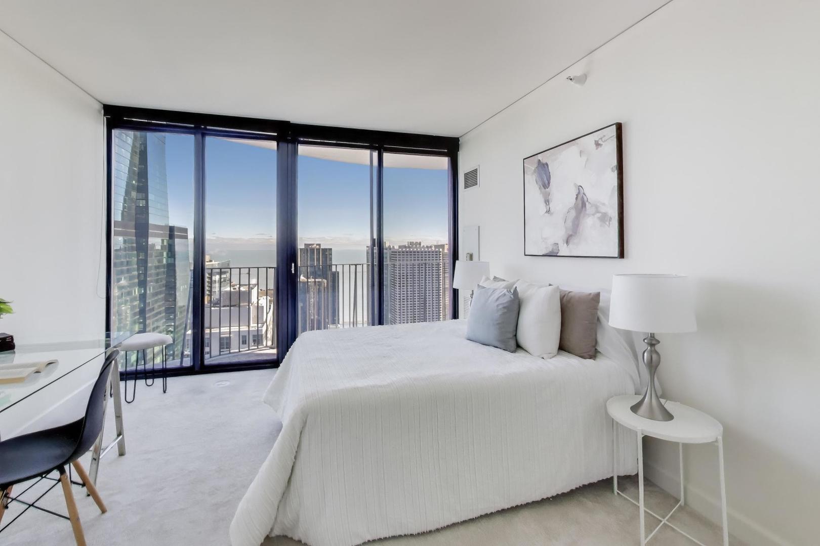 225 N Columbus Drive Unit: 5310