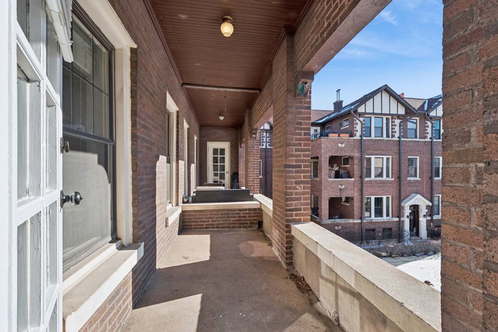 2114 W North Avenue Unit: 2E