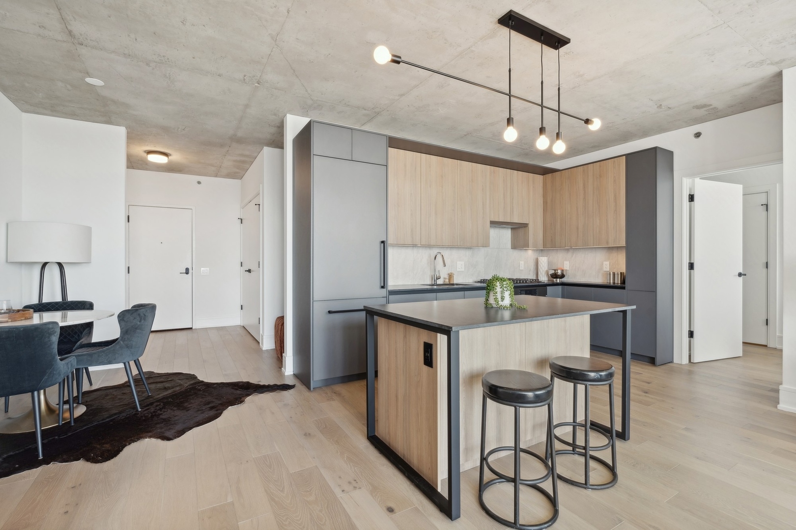 234 W Polk Street Unit: 3803