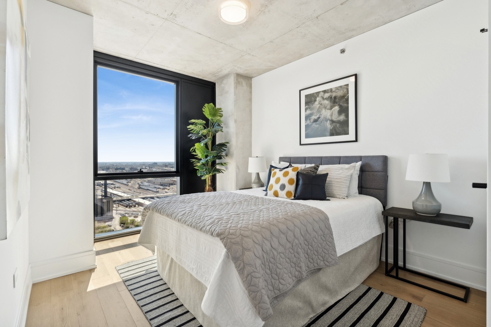 234 W Polk Street Unit: 3803