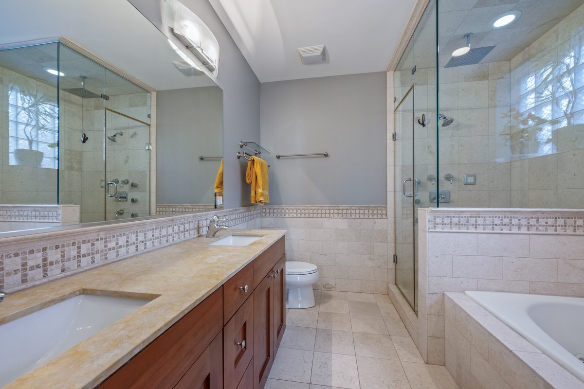 1025 W MONROE Street Unit: 3W