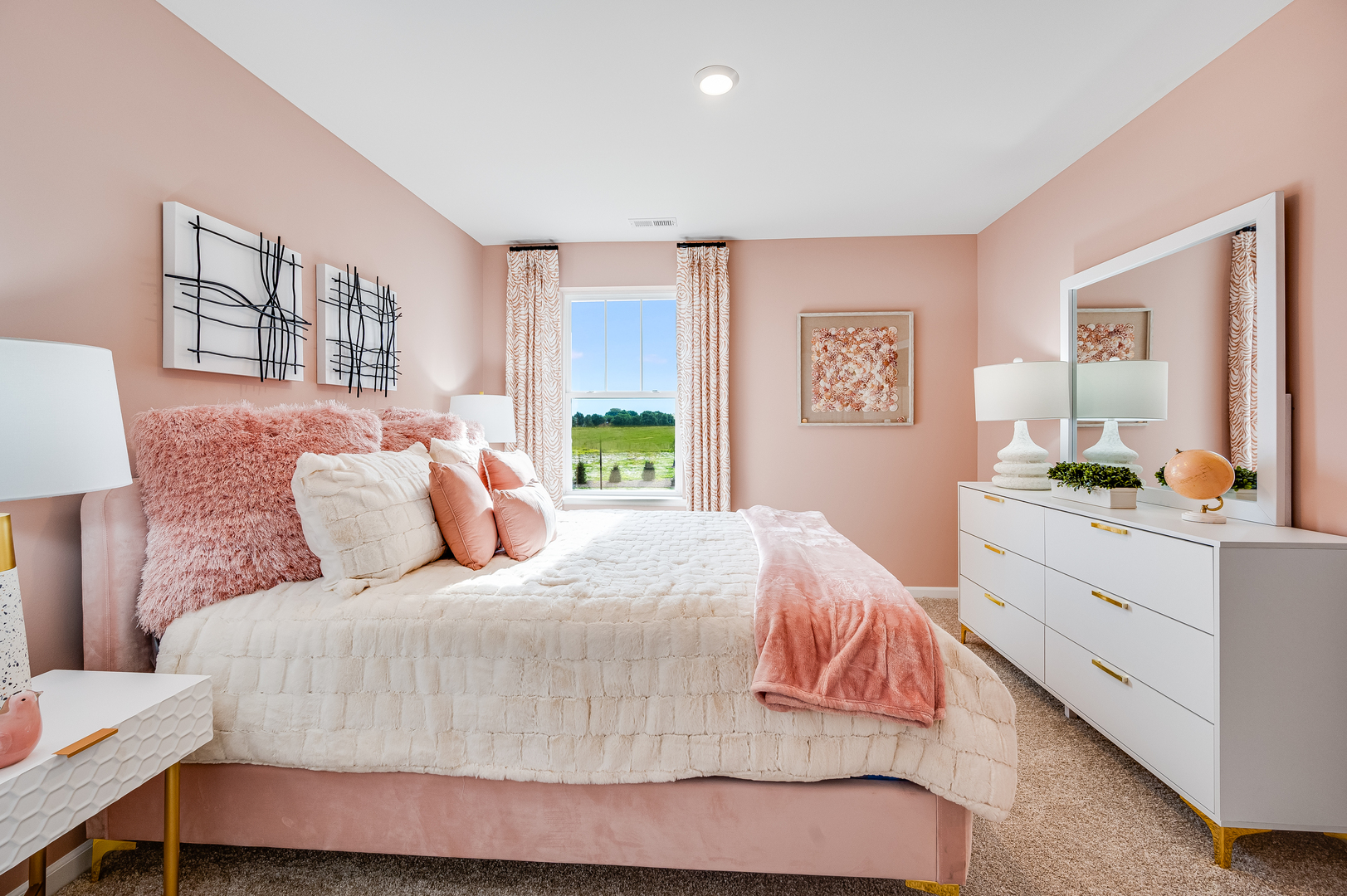 16543 W Golden Valley Lane