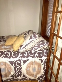 512 W Barry Avenue Unit: 206